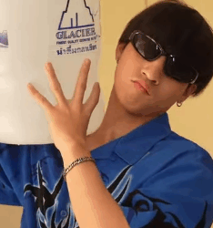 N1907032 เพ อนก นก องช วยเหล อก part 2