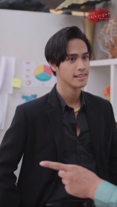 N2007223 ดการให พน กงานใส กระโปรงส part 2