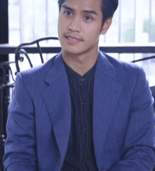 N2407265 เอาแฟนตนเท ยบก บกระเป าม อได ไง part 2