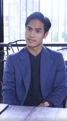 N2407265 เอาแฟนตนเท ยบก บกระเป าม อได ไง part 2