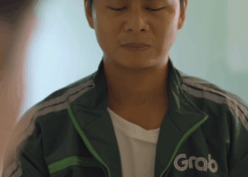 N0109189 แกรปแอบลวนลามผ หญ งกลางสาธารณะ #ละครส #ก นและก นซ #สะท อนส งคม @klk1 part 2